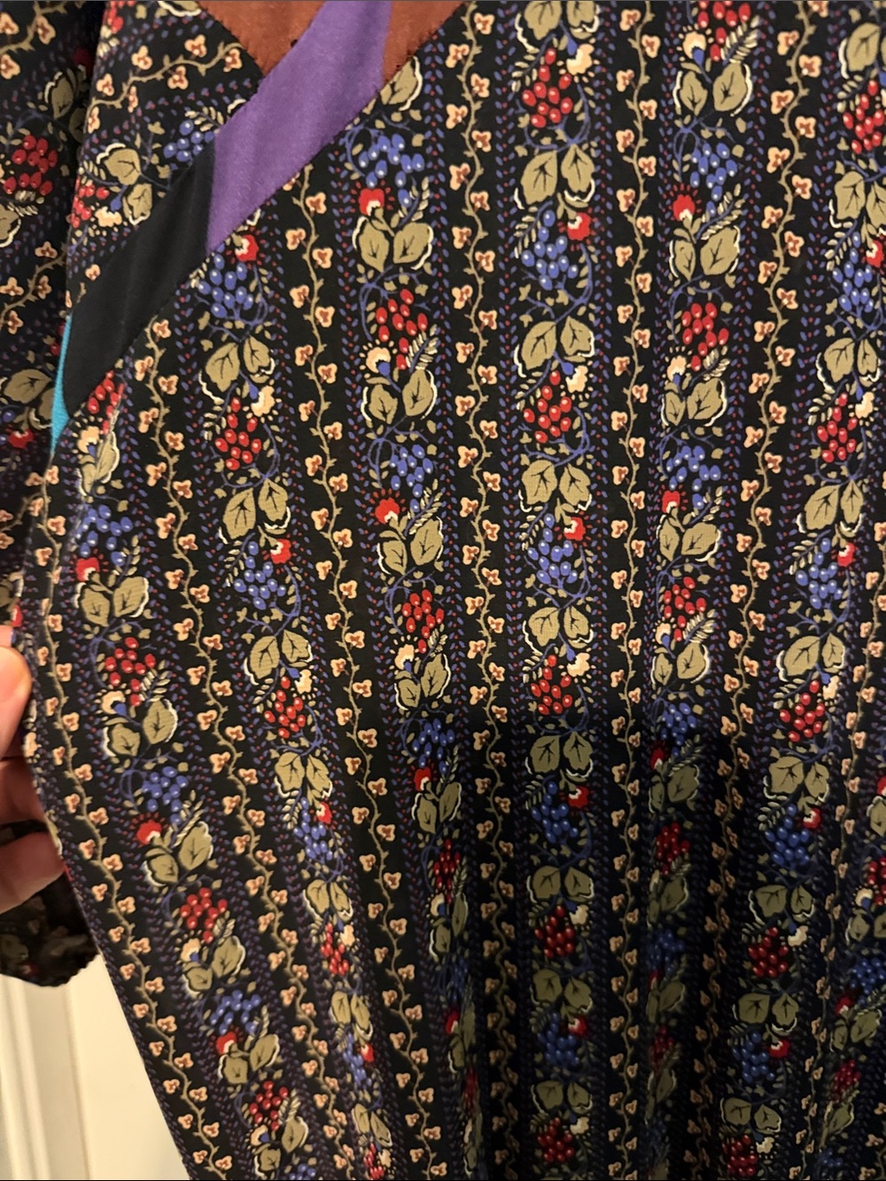 Diane Freis 80s Vintage Bohemian Black Ditzy Floral Midi Dress with Purple Trim - Picture 6 of 10